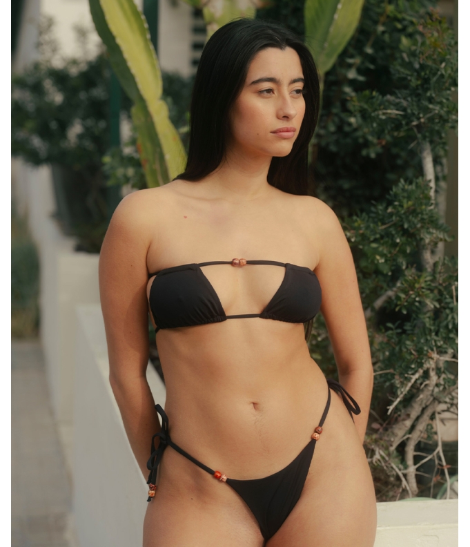 BRASILEÑA CALA - NEGRO